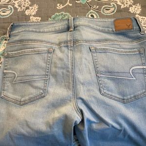 American Eagle AE Artist Crop Jeans Size 14